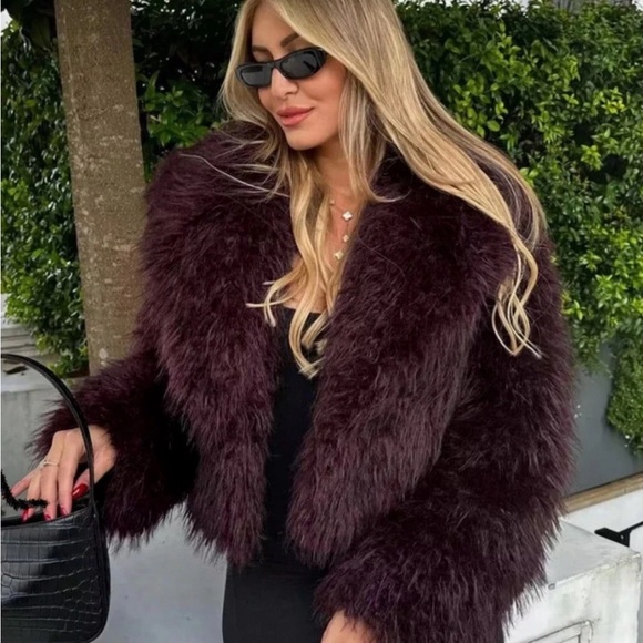 Zara FAUX FUR SHORT COAT - Picture 3 of 9